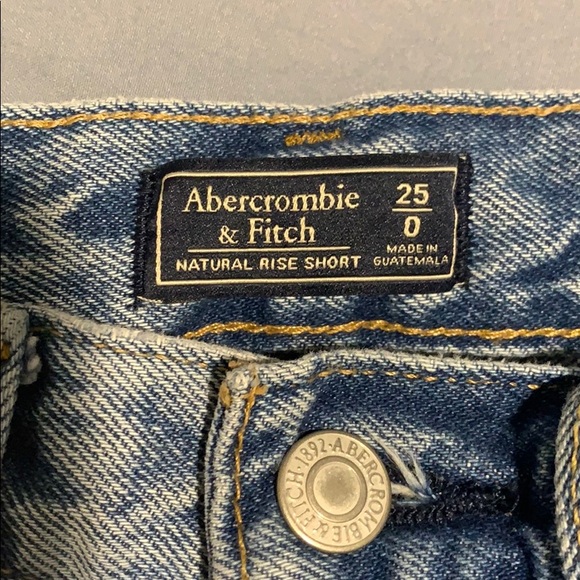 ABERCEOMBIE & FITCH DENIM SHORTS - Picture 3 of 3